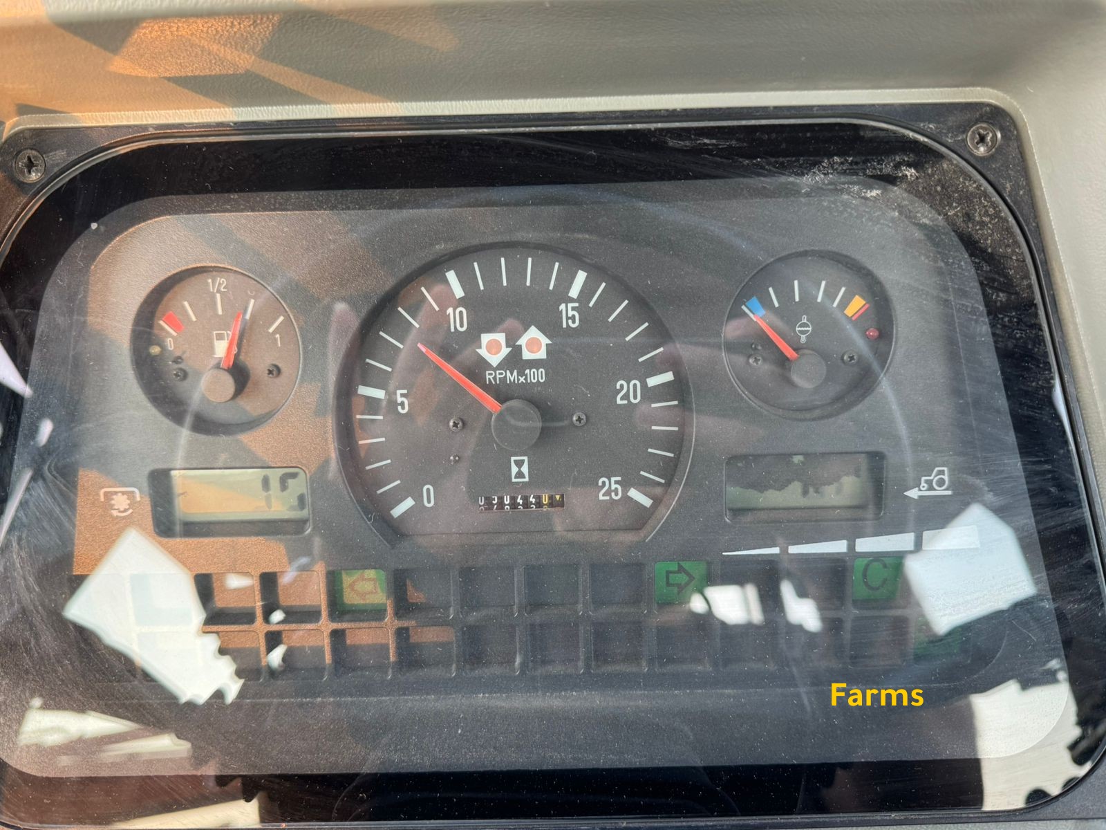 جرار ماسي فيرغسون 6130 من الجرارات القوية وال